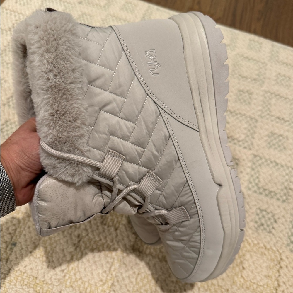 Women's Quilted Fur-Lined Boots size 11. Snow winter snowshoes - Picture 7 of 9